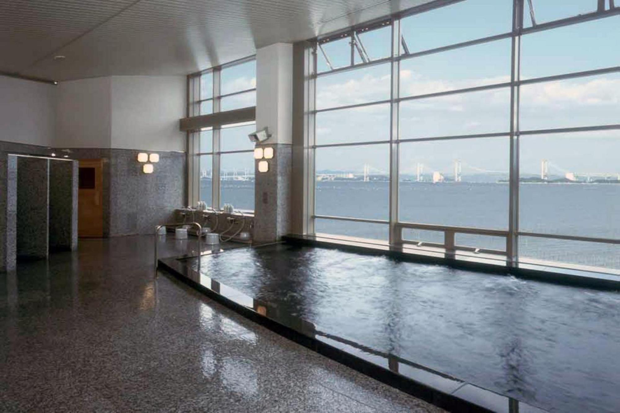 Okura Hotel Маругаме Екстериор снимка